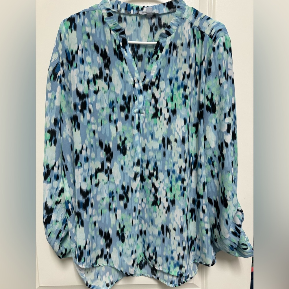 EUC Floral & Ivy 3/4” sleeve blouse L